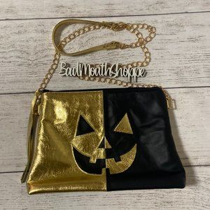 *Verona Black Gold and Black Leather Split Jackolantern Bag Purse